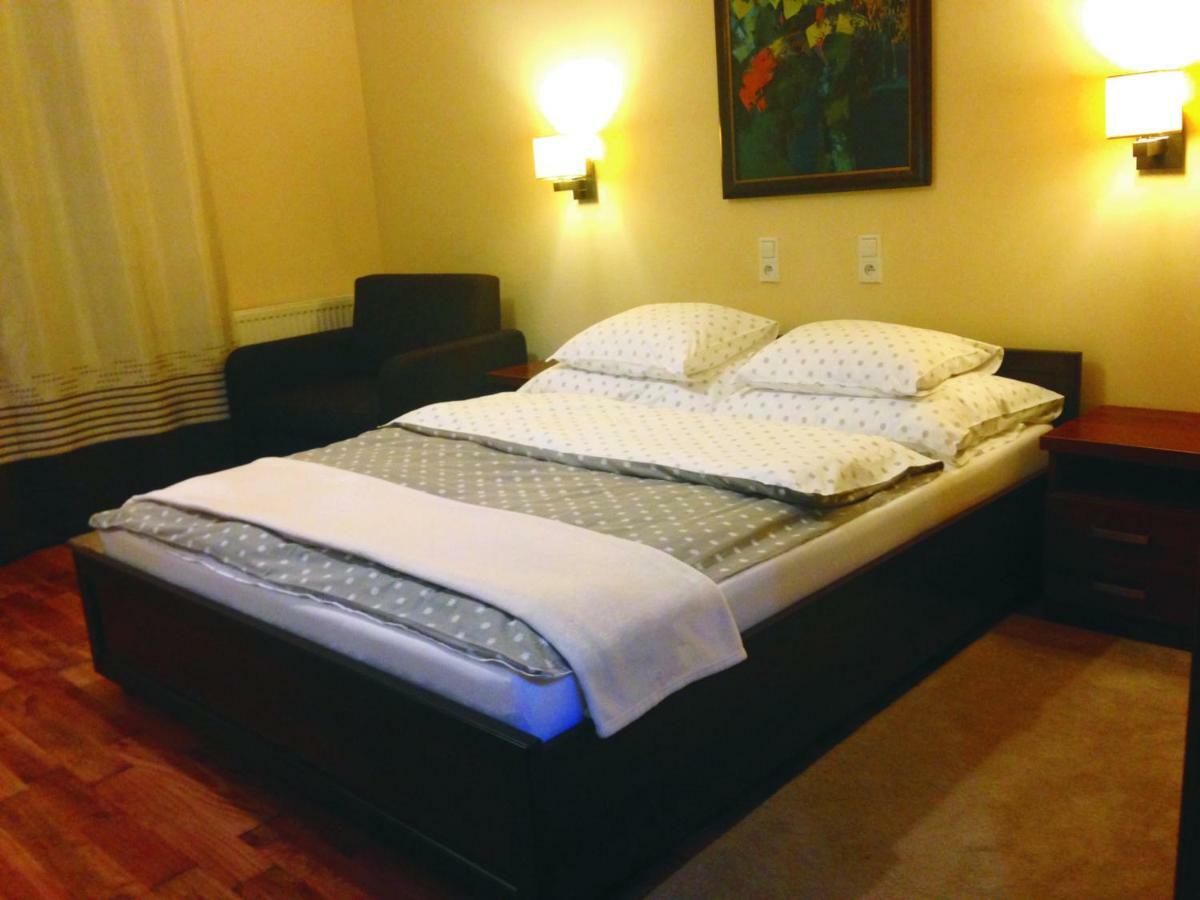 Apartamenty Jja 크리니차 즈드로이 외부 사진